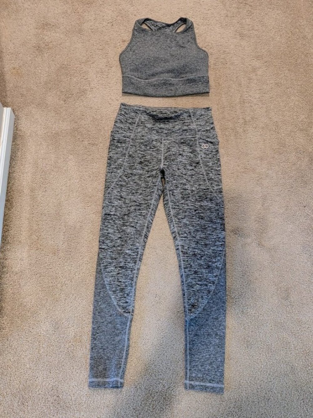 Calia by Carrie Underwood Crop tank and leggings (M)